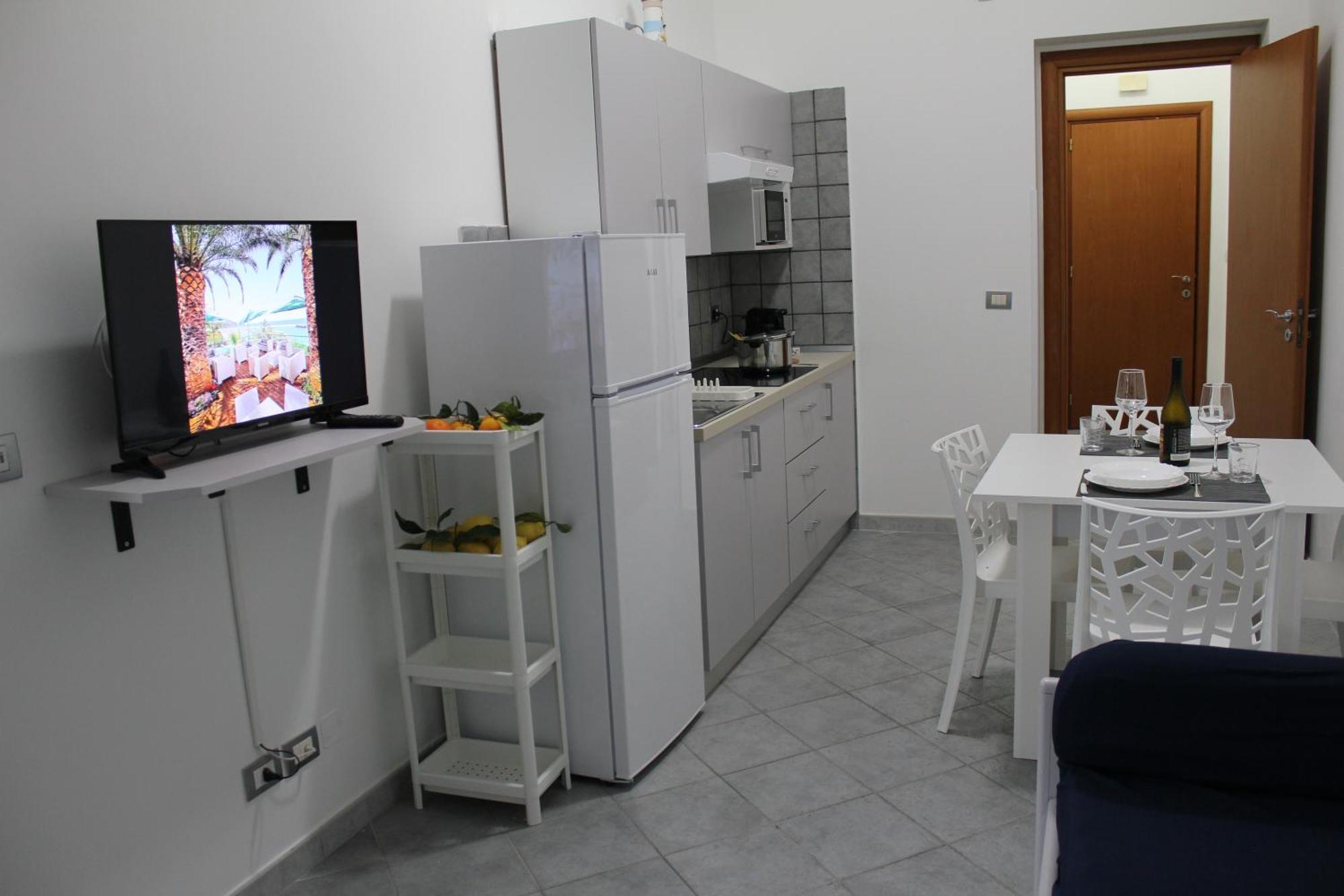 Villa Anita Apartments Capo d'Orlando Bagian luar foto